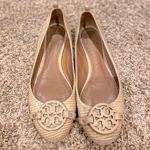 Tory Burch size 8.5. Tan ballet